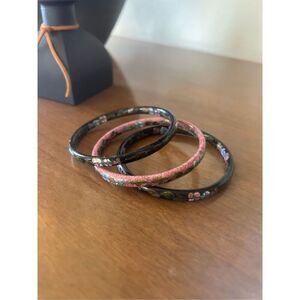 Set of 3 Vintage 70s Cloisonné Bangles Enamel Chinese Flowers Dainty